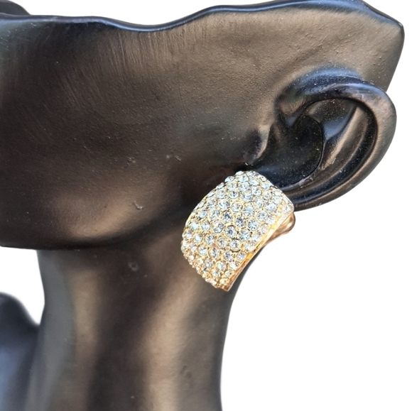 Vintage Roman Co 80s Gold-Tone Pavé Rhinestone Chunky Statement Clip On Earrings - Picture 3 of 7